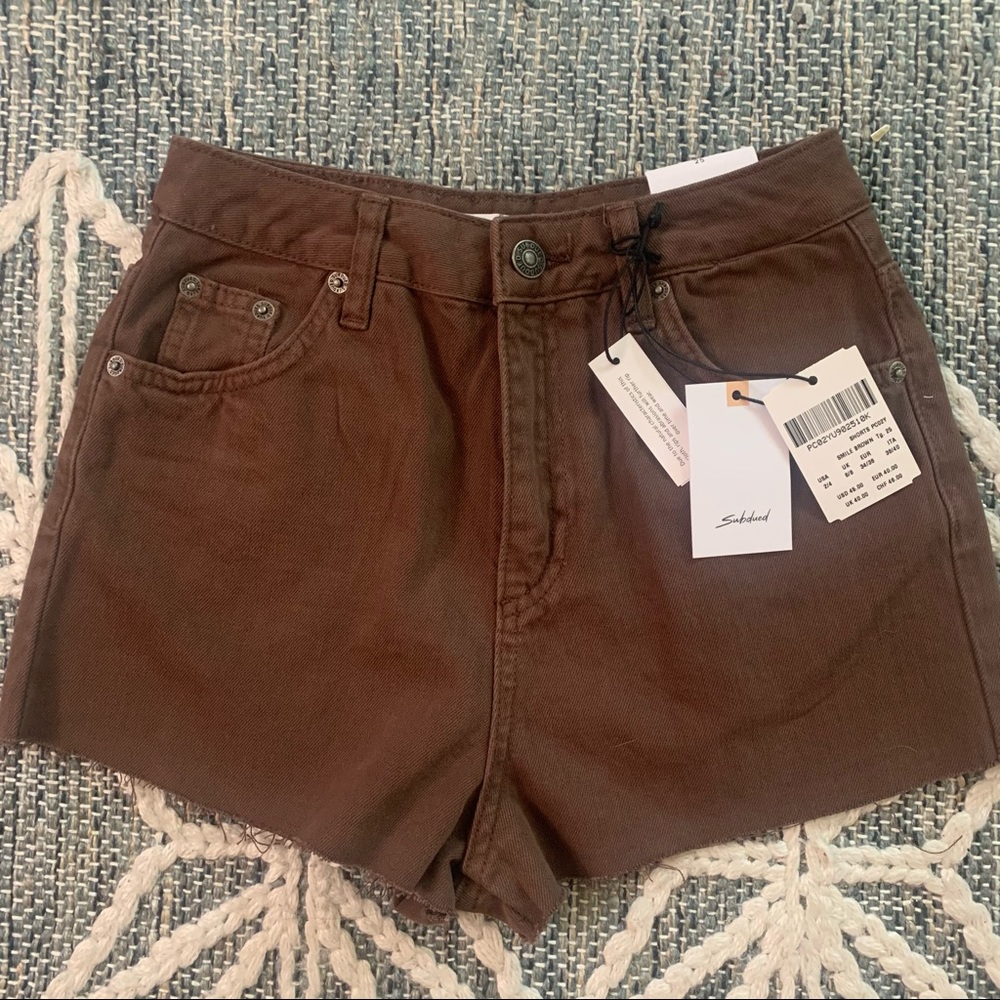 Subdued Vintage Crop brown shorts 25 2/4 NWT